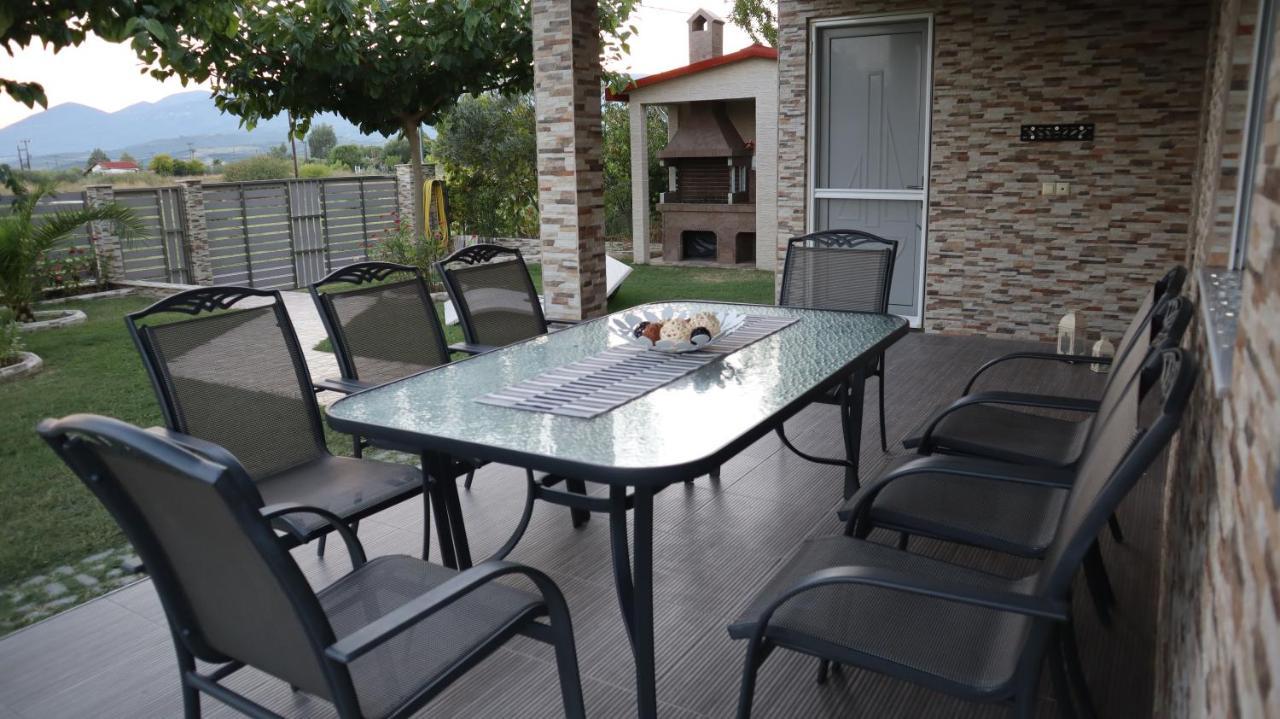 Costa Petra - Luxury Seaside Cottage With Garden - Vacation House For Families In Greece Néa Meságkala Esterno foto