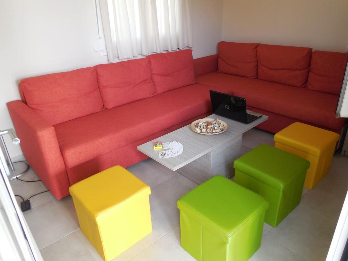 Costa Petra - Luxury Seaside Cottage With Garden - Vacation House For Families In Greece Néa Meságkala Esterno foto